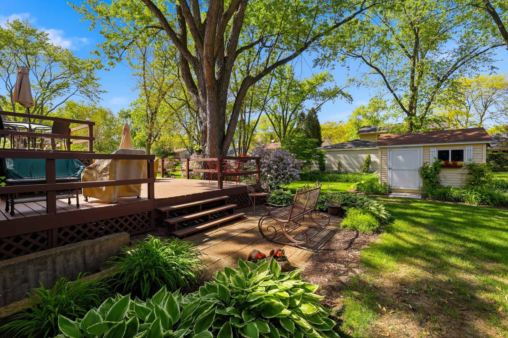 898 E Schirra Drive, Palatine, IL 60074