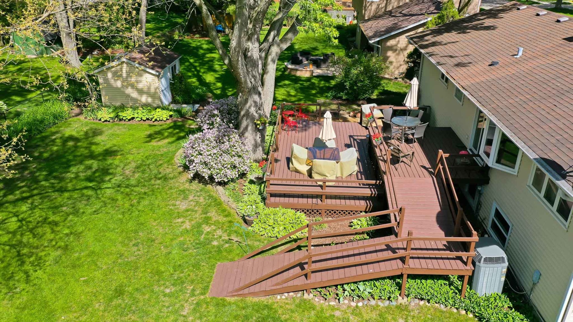 898 E Schirra Drive, Palatine, IL 60074