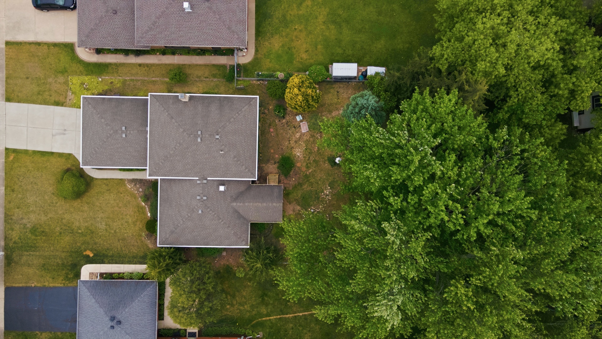 565 Eletson Drive, Crystal Lake, IL 60014