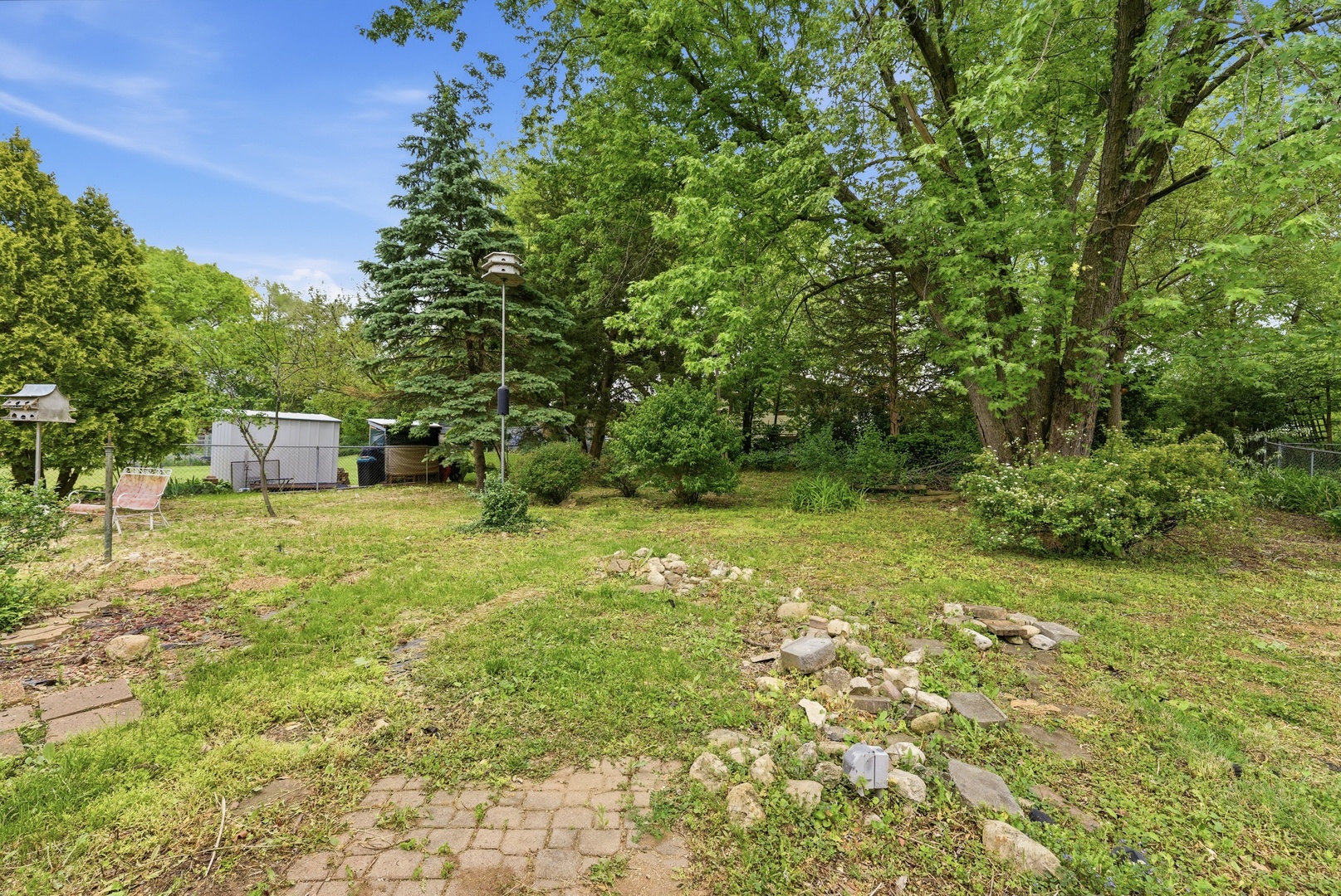 565 Eletson Drive, Crystal Lake, IL 60014