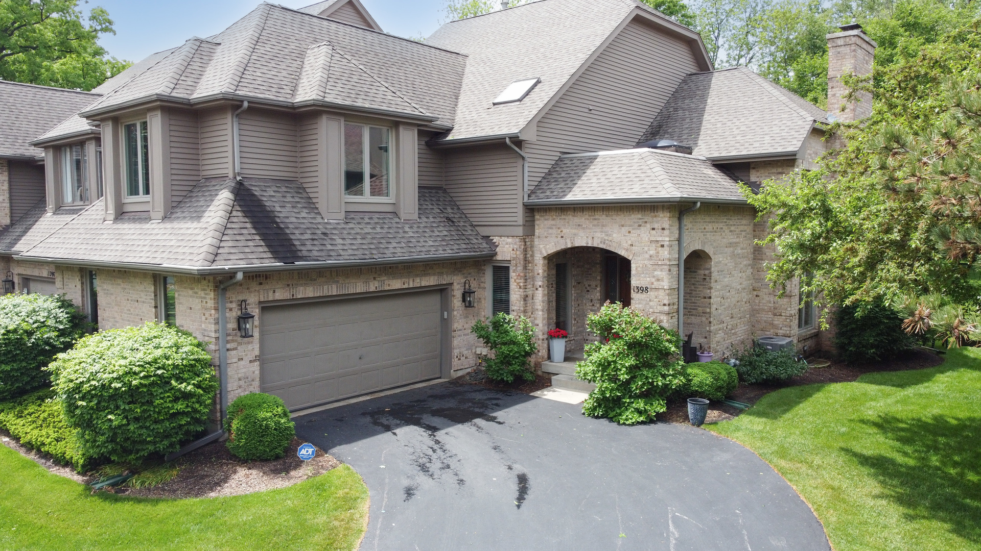 1398 Medinah Drive, Itasca, IL 60143
