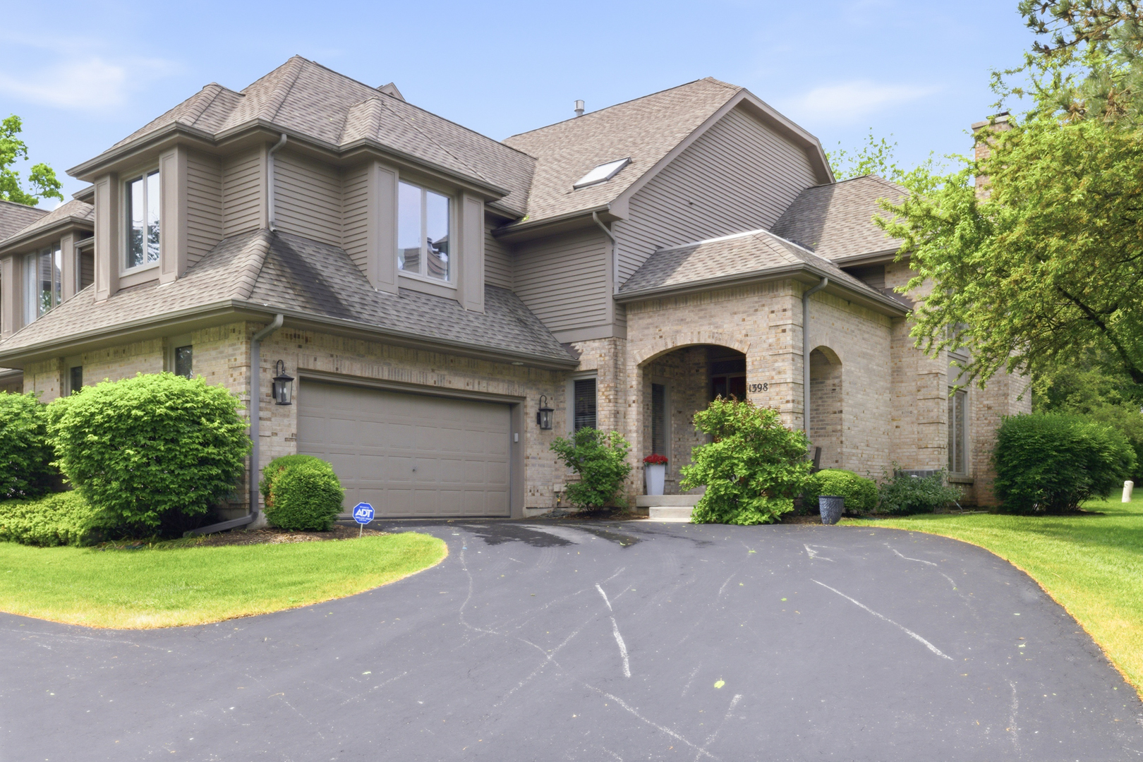 1398 Medinah Drive, Itasca, IL 60143