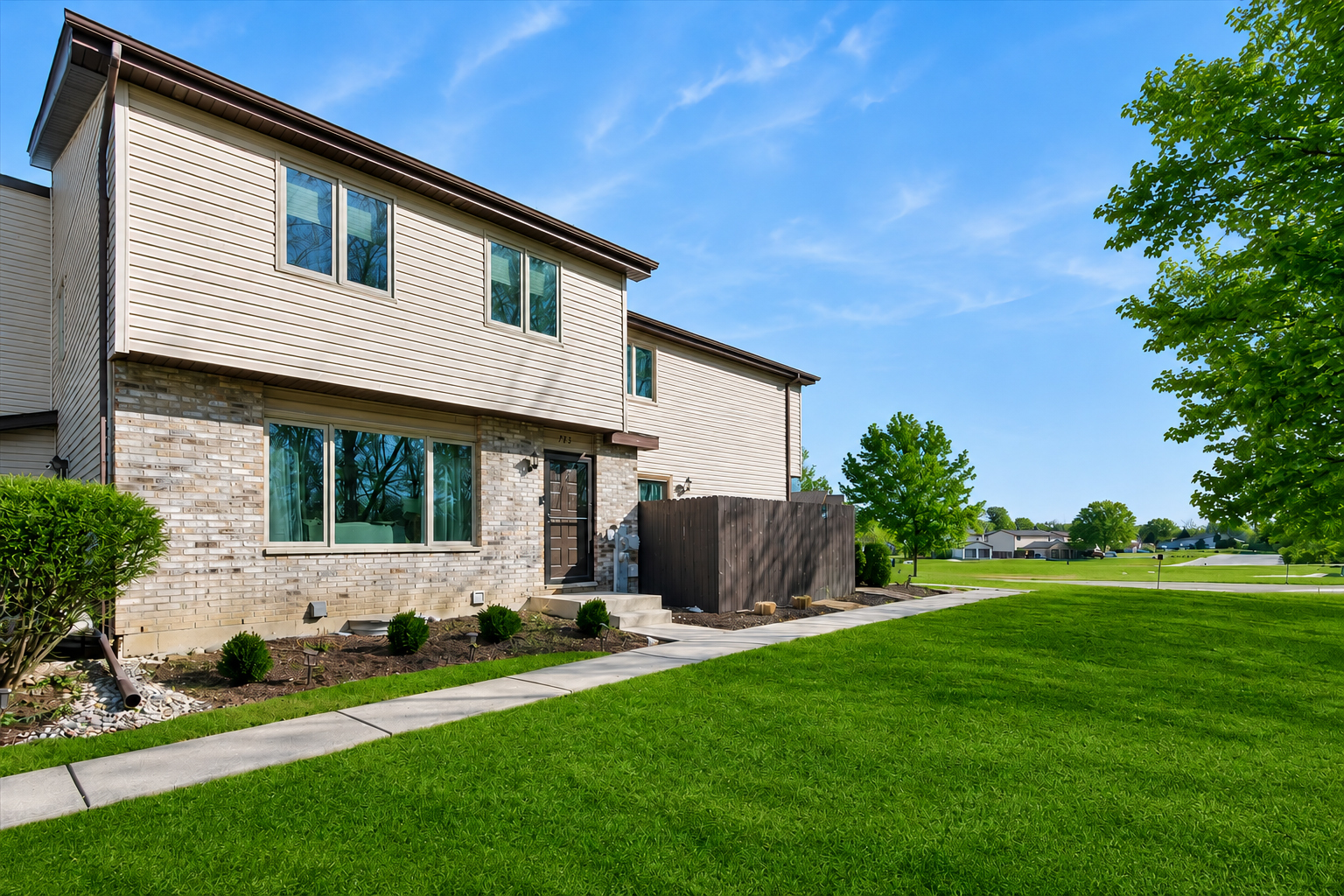 783 Bon Terre Road, New Lenox, IL 60451