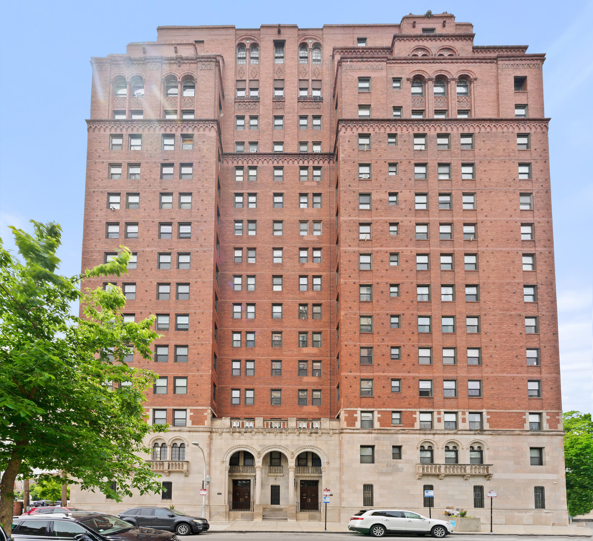 6700 S Crandon Avenue #6C, Chicago, IL 60649
