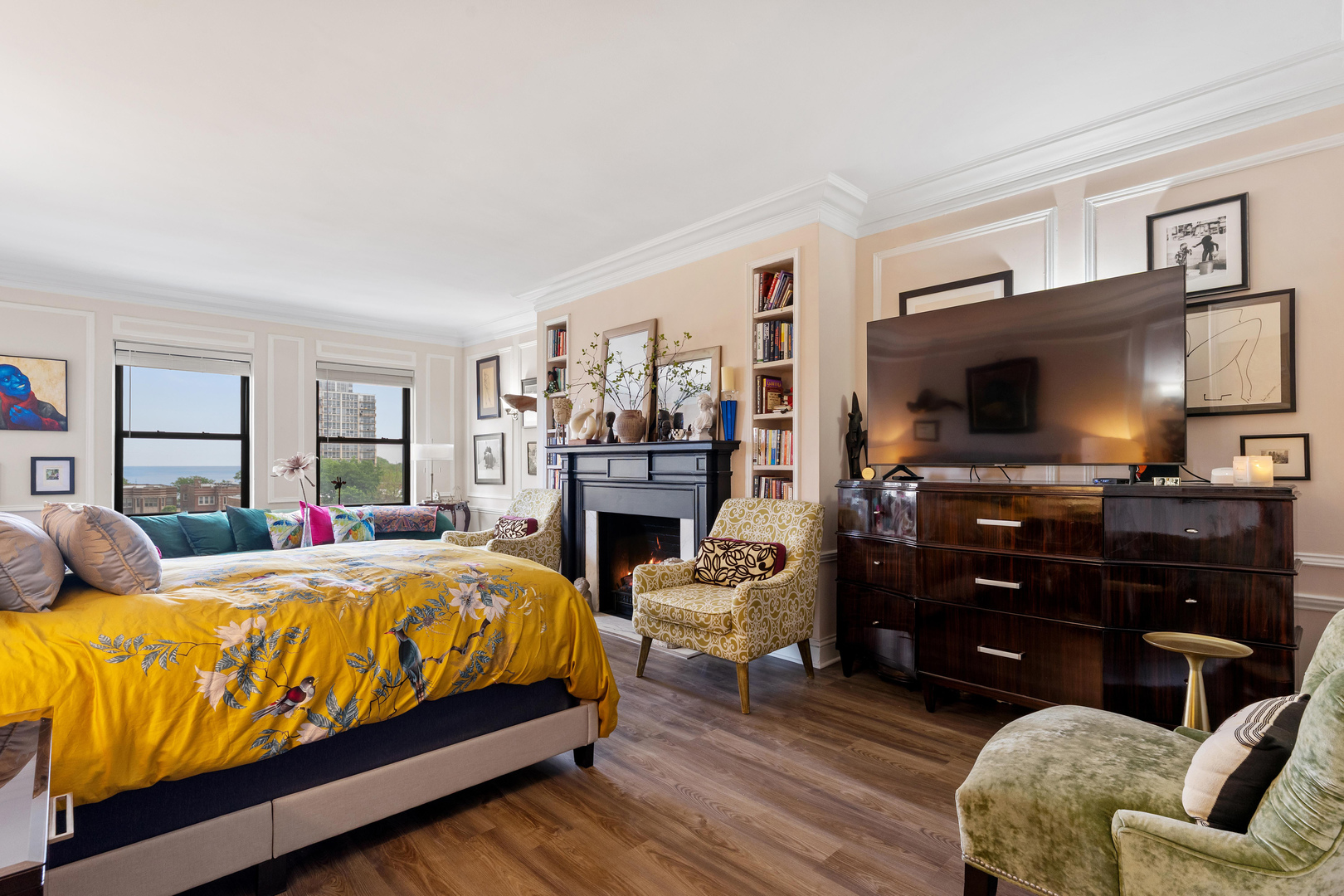 6700 S Crandon Avenue #6C, Chicago, IL 60649
