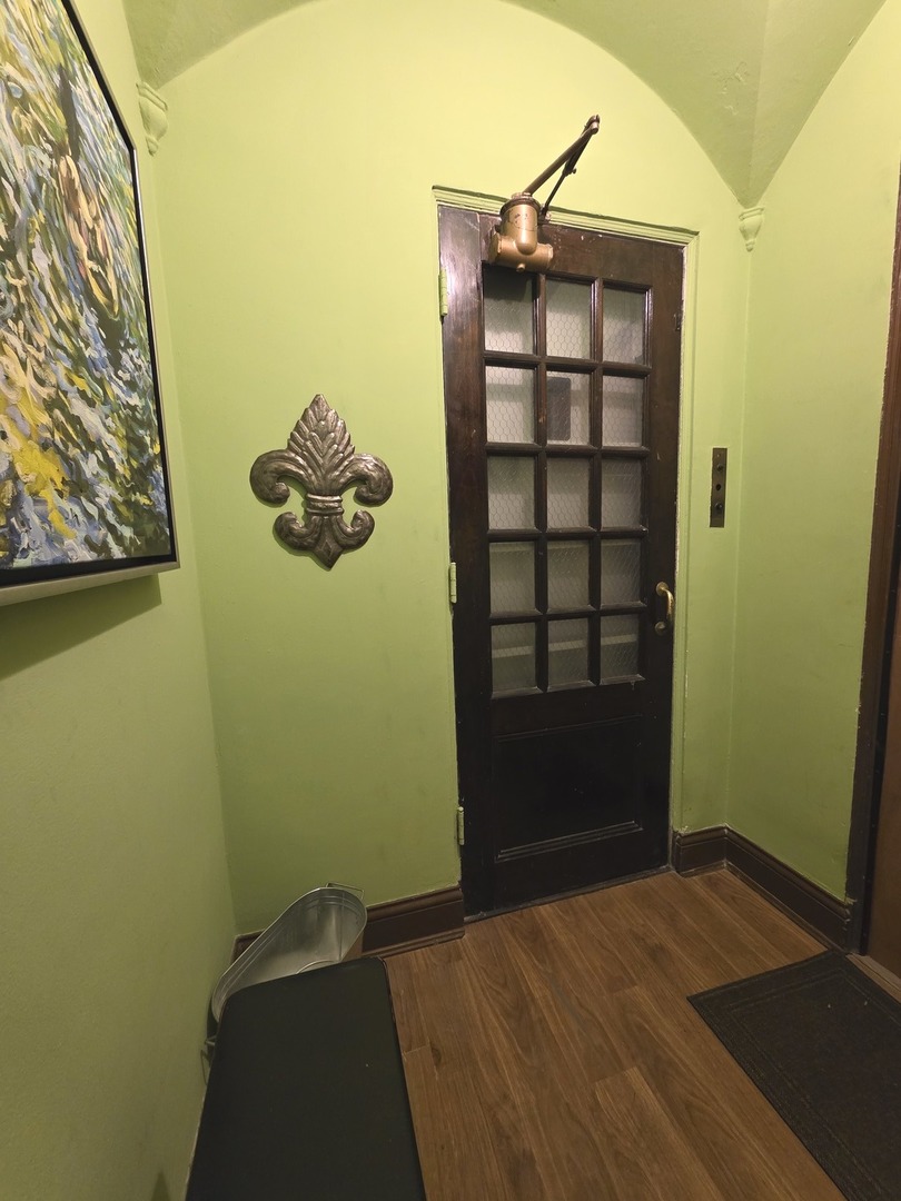 6700 S Crandon Avenue #6C, Chicago, IL 60649