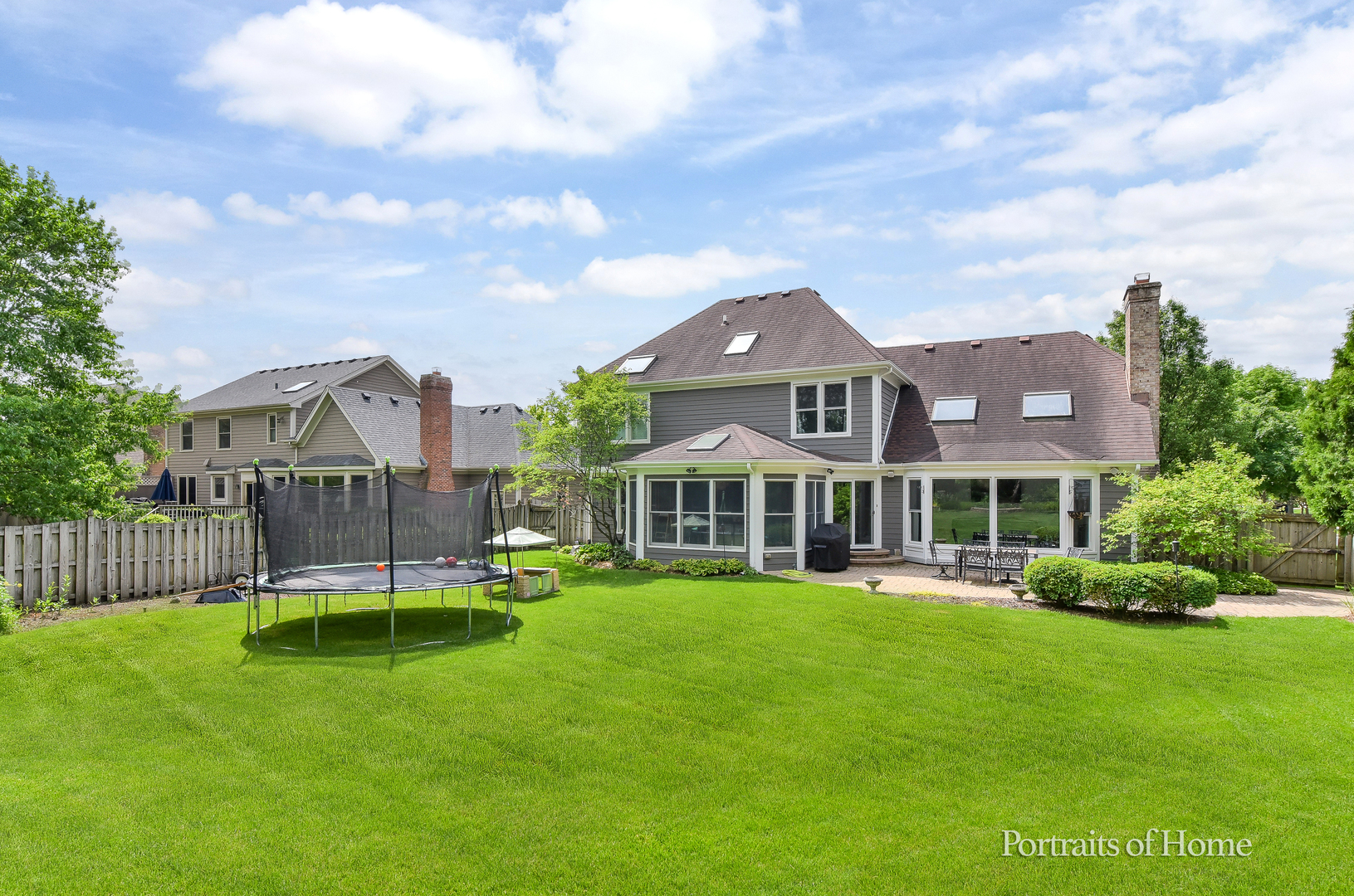 581 Tanager Lane, West Chicago, IL 60185