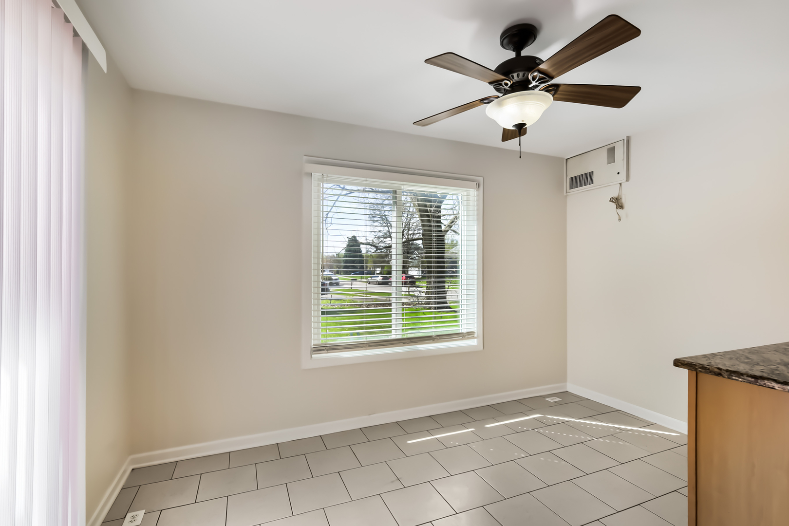 2474 Sunlight Court, Aurora, IL 60502