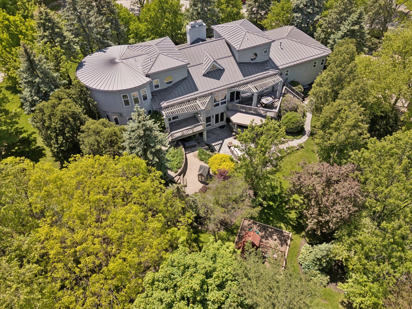 125 Circle Ridge Drive, Burr Ridge, IL 60527