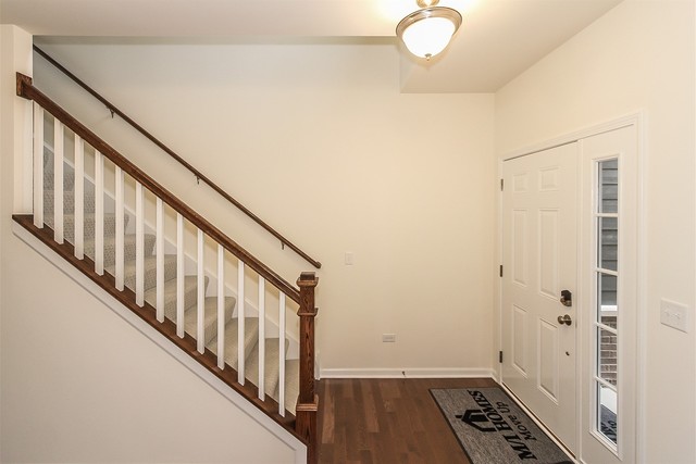 4275 Fiona Lane, Lisle, IL 60532