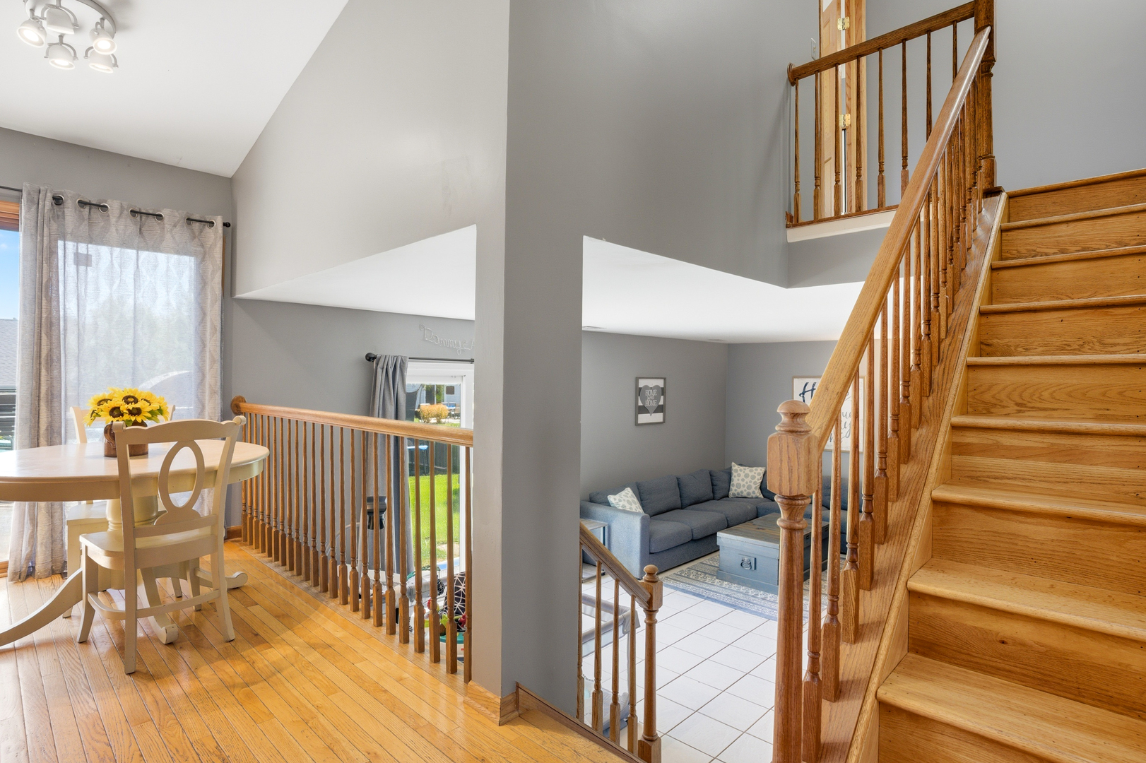 811 Westbury Drive, Algonquin, IL 60102