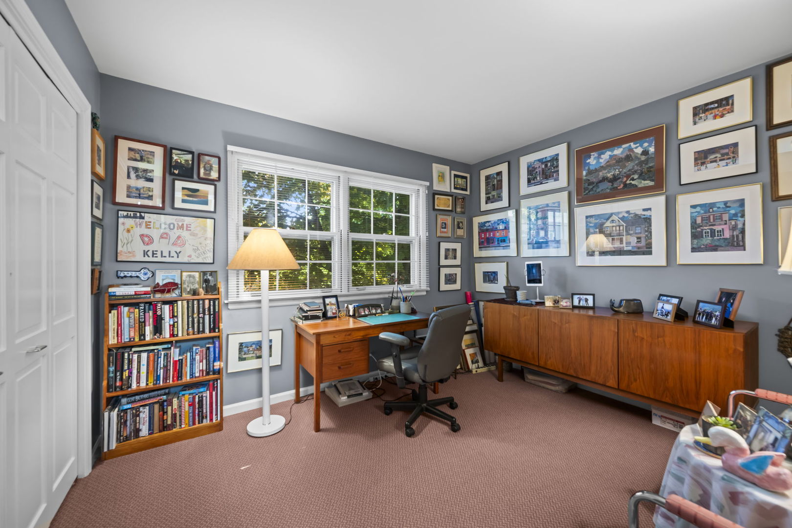 512 S Bristol Lane, Arlington Heights, IL 60005
