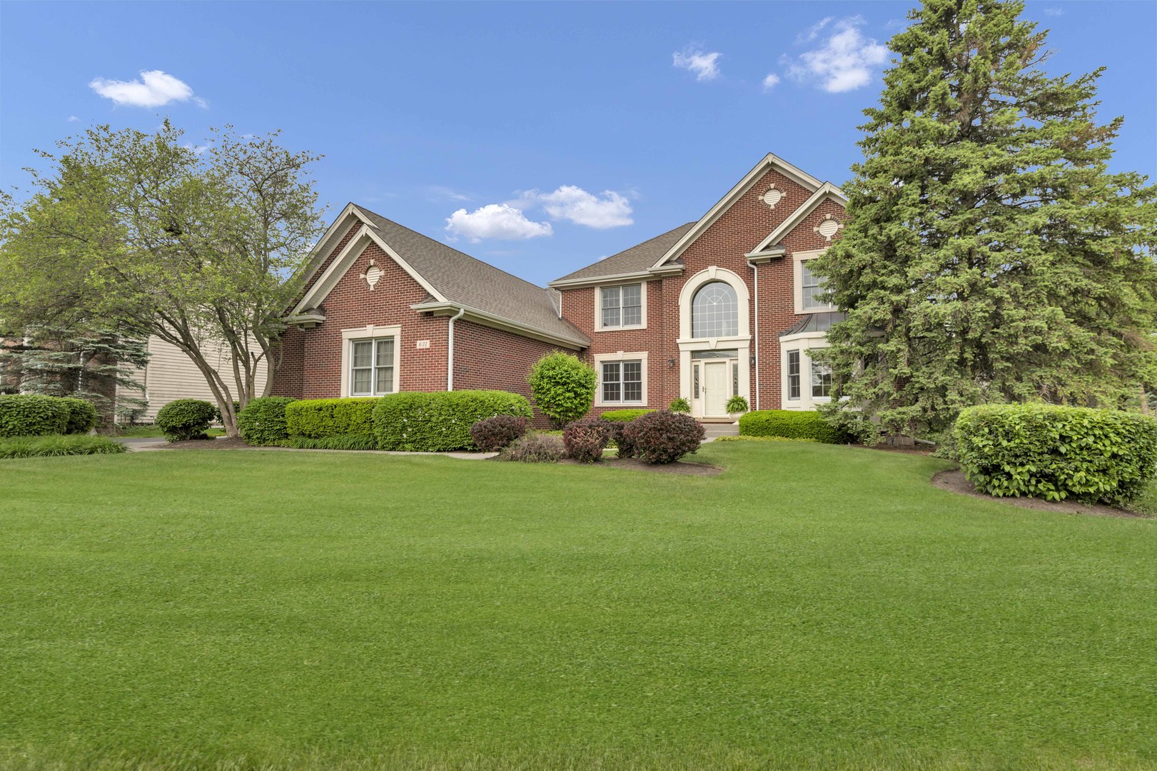 631 Mason Lane, Lake In The Hills, IL 60156