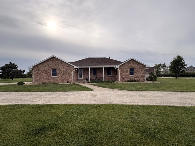 31025 N 2400 East Road, Dwight, IL 60420