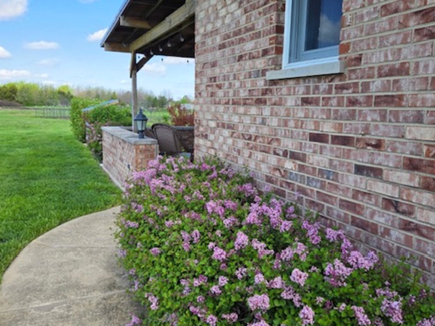 31025 N 2400 East Road, Dwight, IL 60420