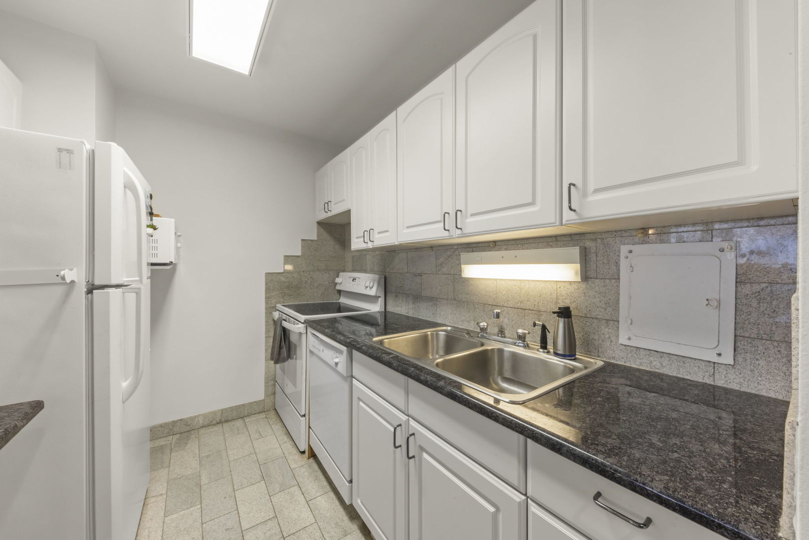 535 N Michigan Avenue #1506, Chicago, IL 60611