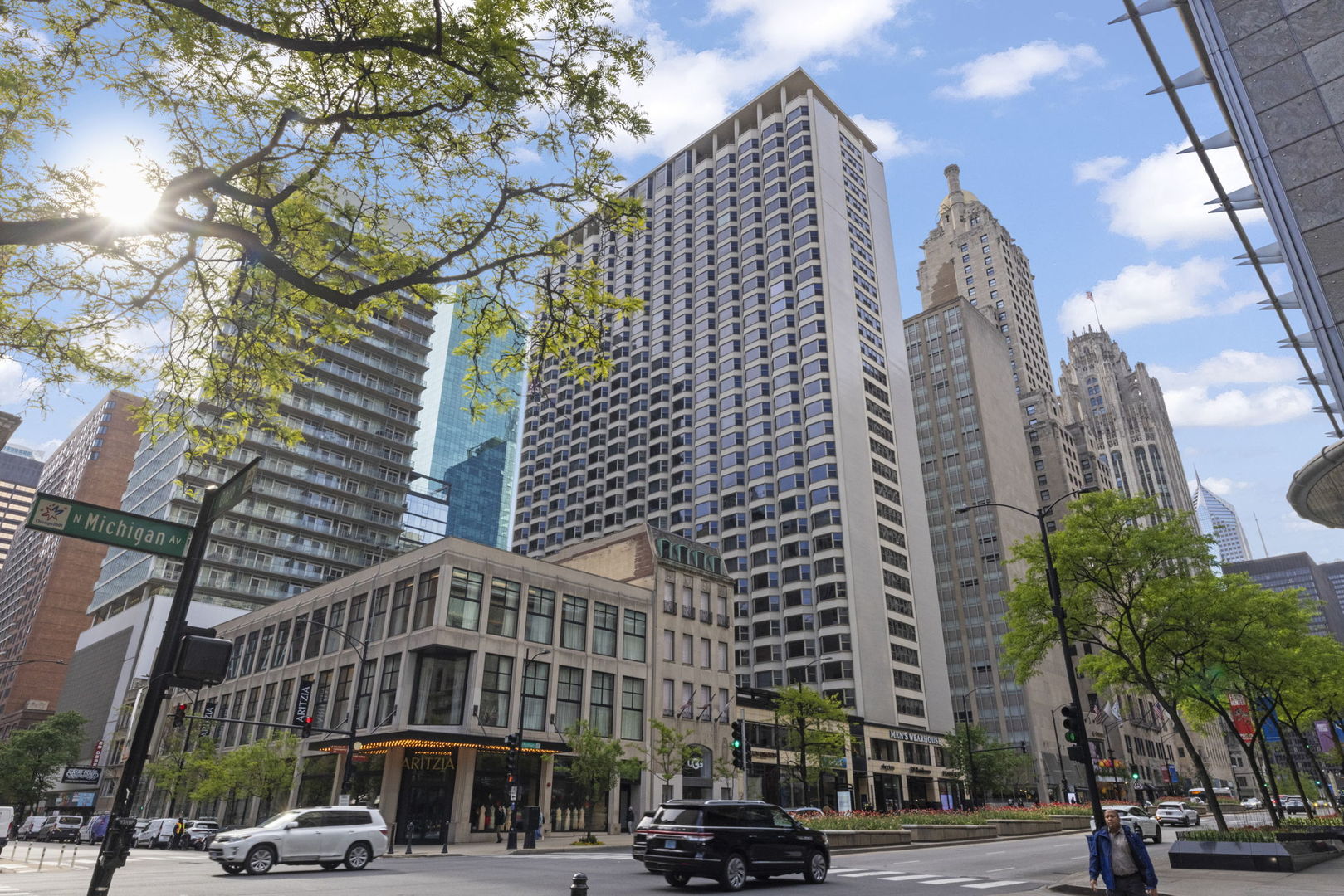 535 N Michigan Avenue #1506, Chicago, IL 60611