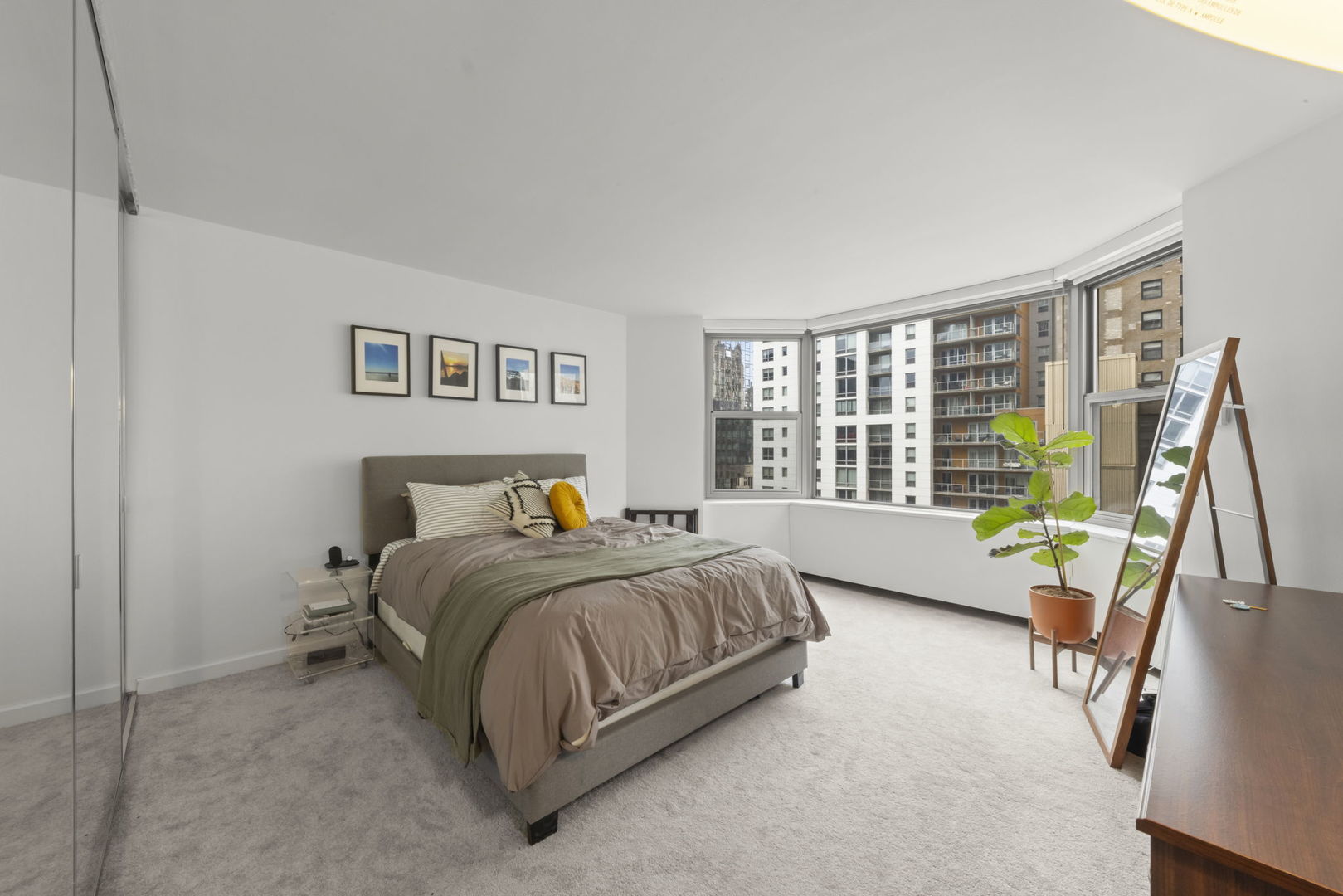 535 N Michigan Avenue #1506, Chicago, IL 60611