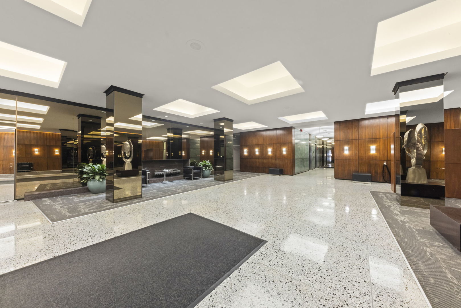 535 N Michigan Avenue #1506, Chicago, IL 60611
