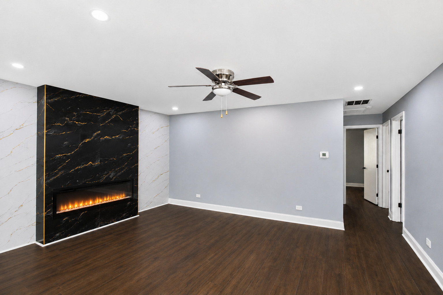 951 Chelsea Lane, Schaumburg, IL 60193