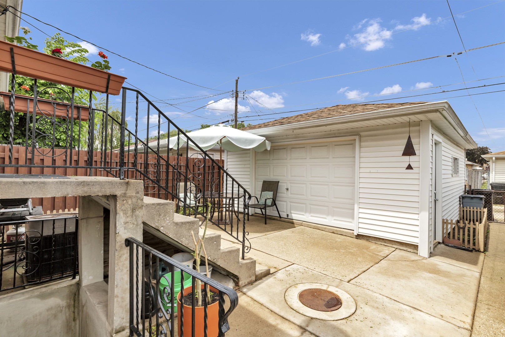 7008 W Montrose Avenue, Norridge, IL 60706