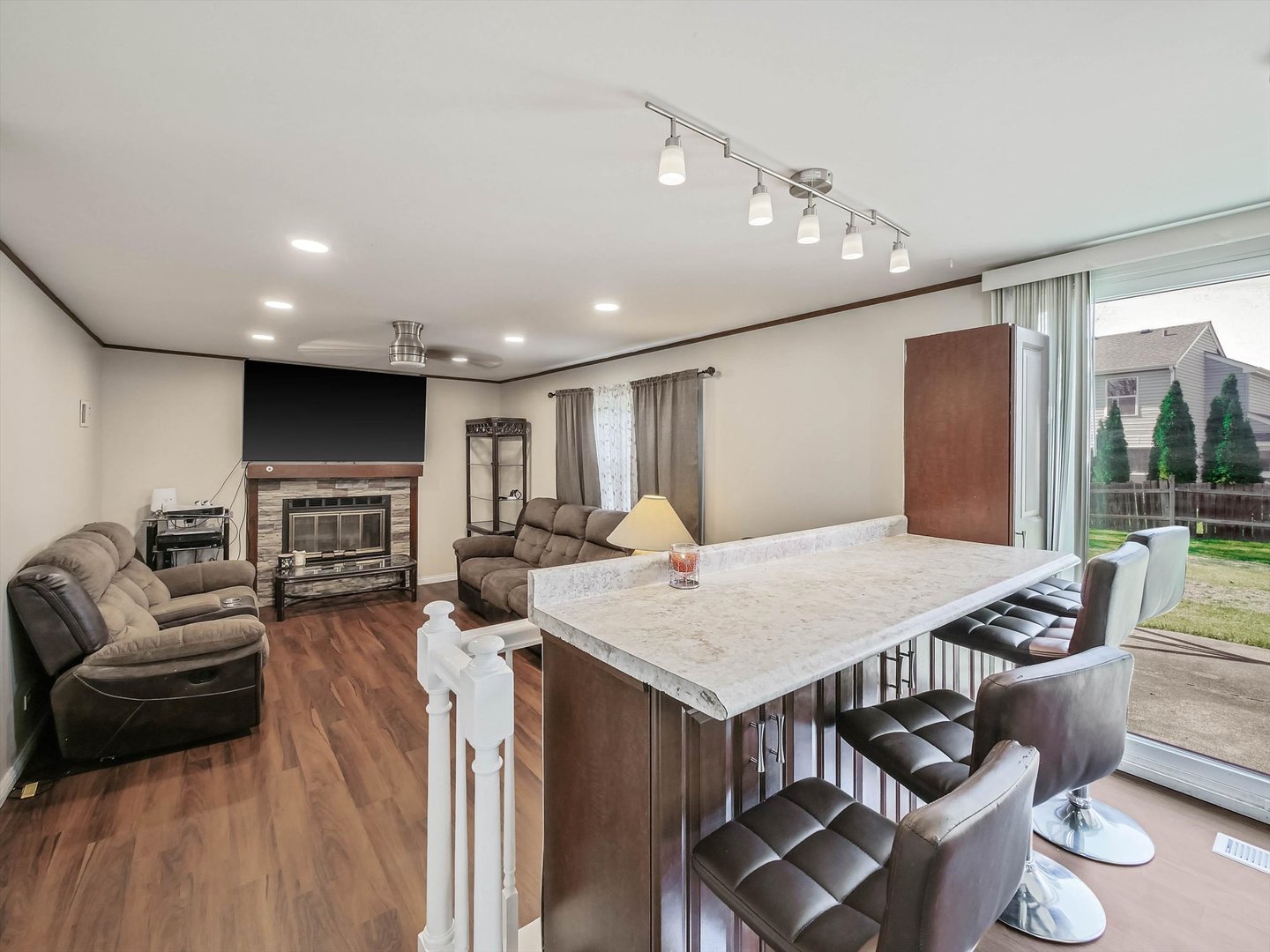 191 Pebblecreek Trail, Carol Stream, IL 60188