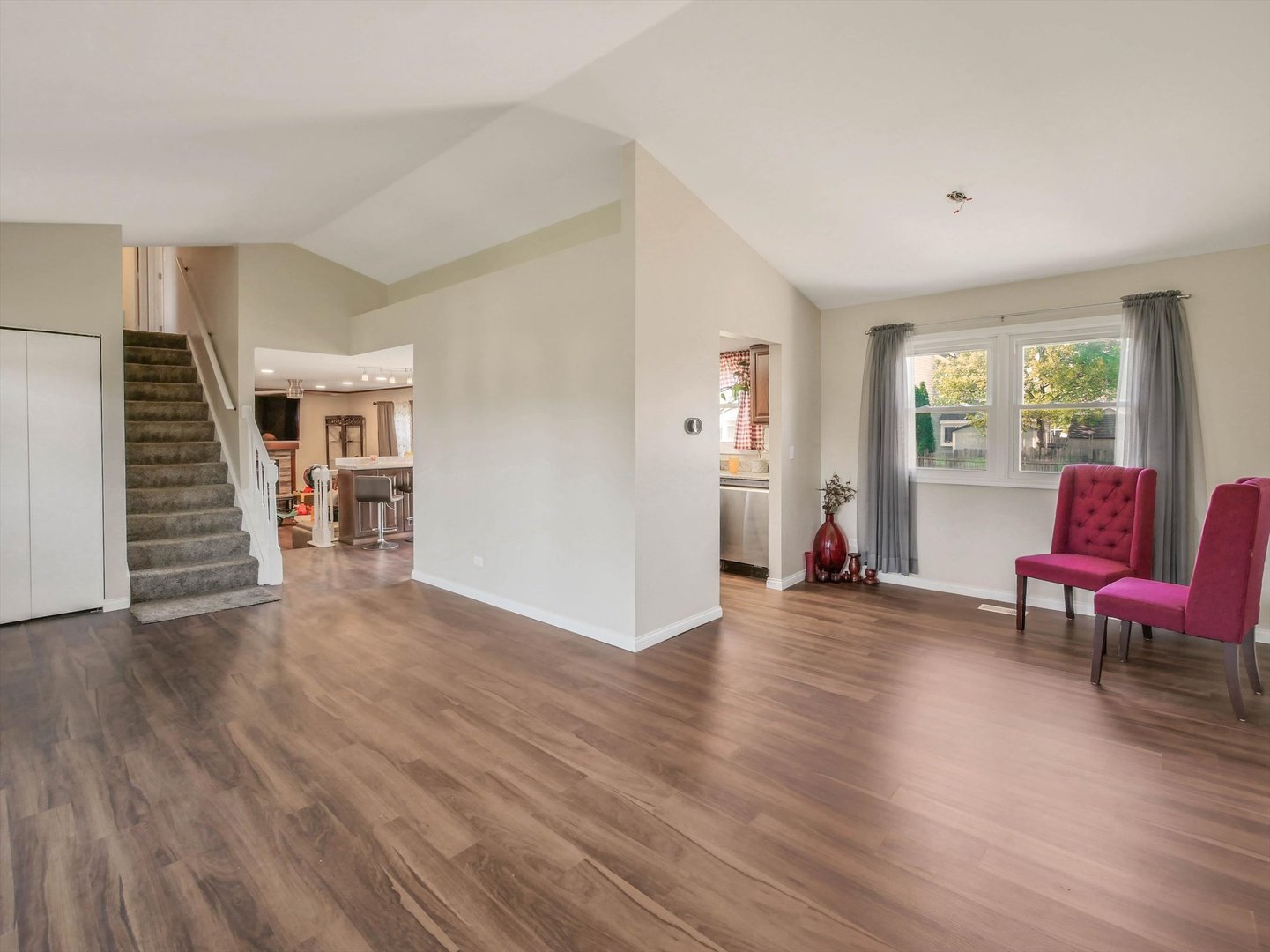 191 Pebblecreek Trail, Carol Stream, IL 60188