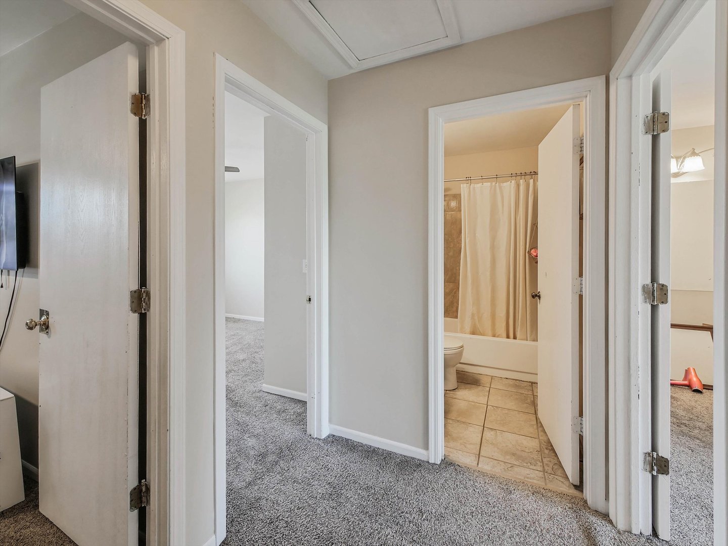 191 Pebblecreek Trail, Carol Stream, IL 60188