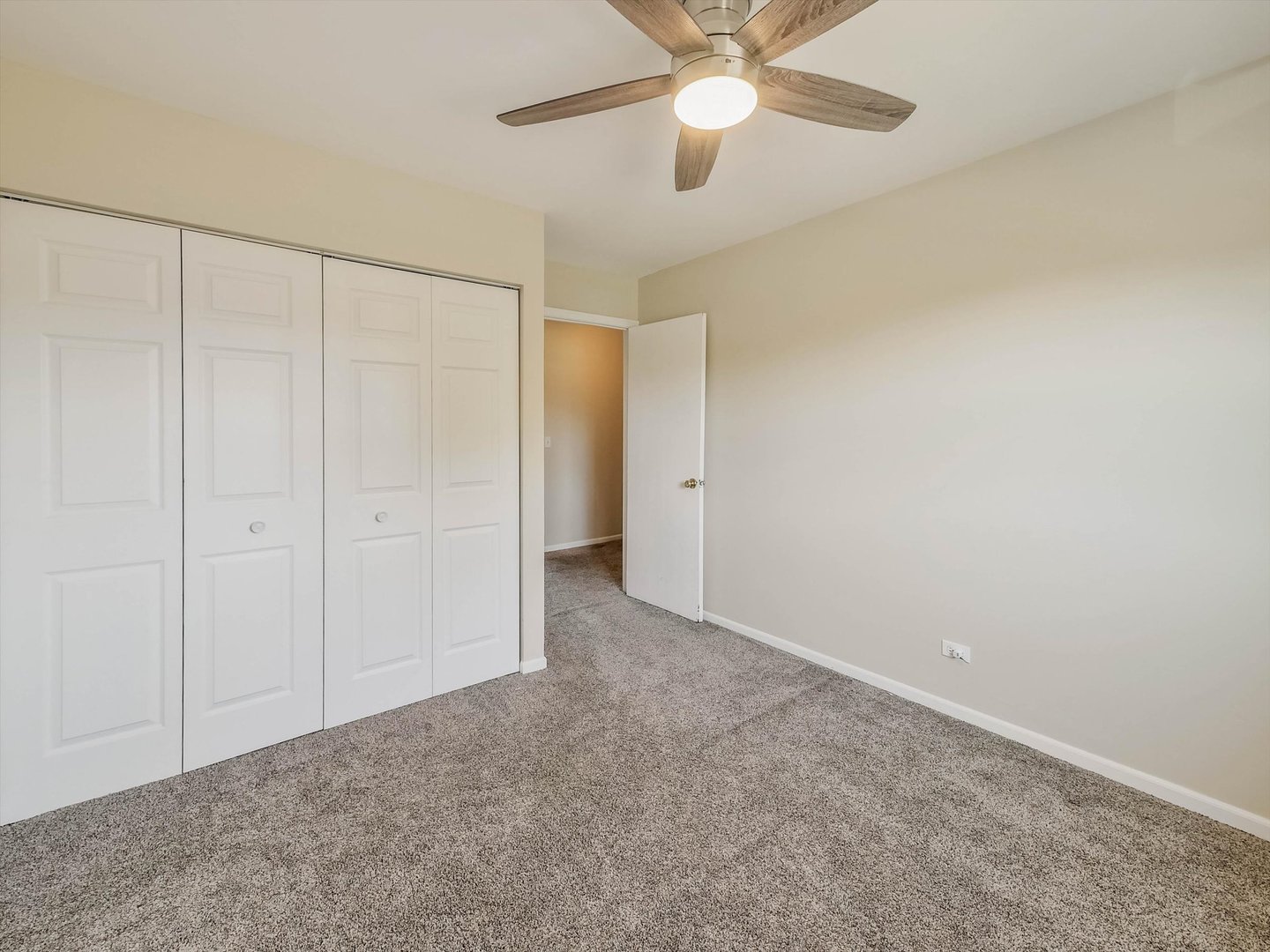 191 Pebblecreek Trail, Carol Stream, IL 60188
