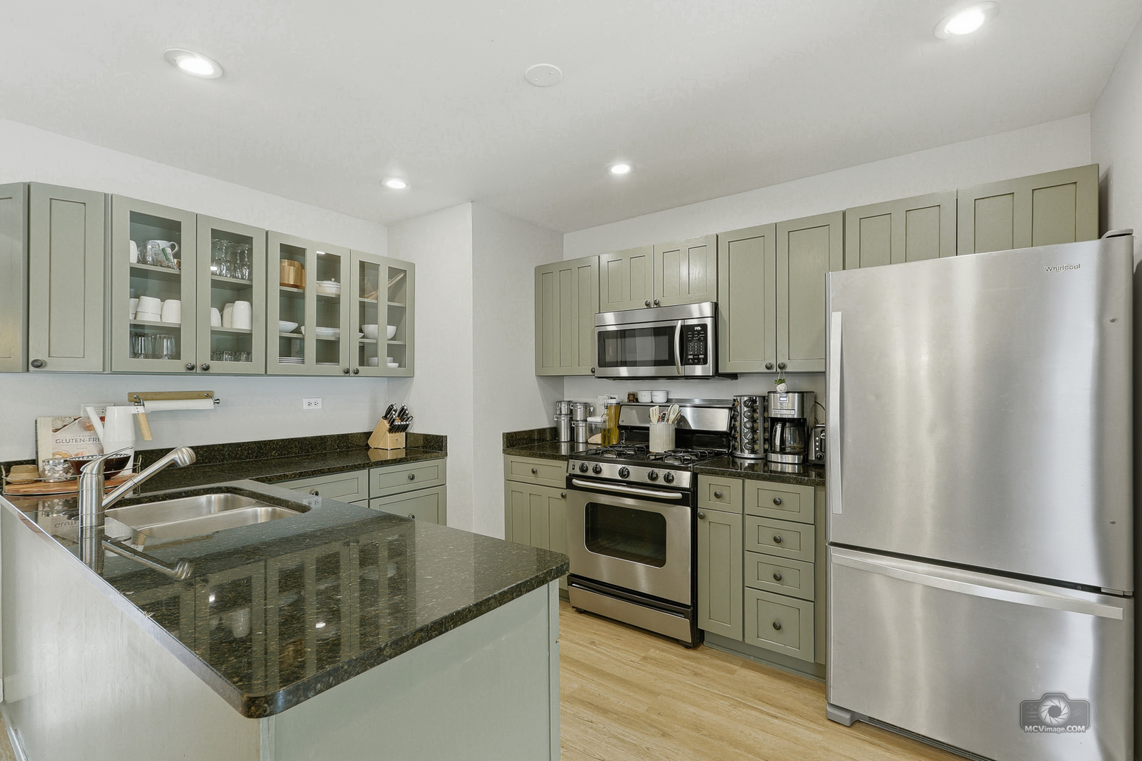16141 Laurel Drive, Orland Park, IL 60462