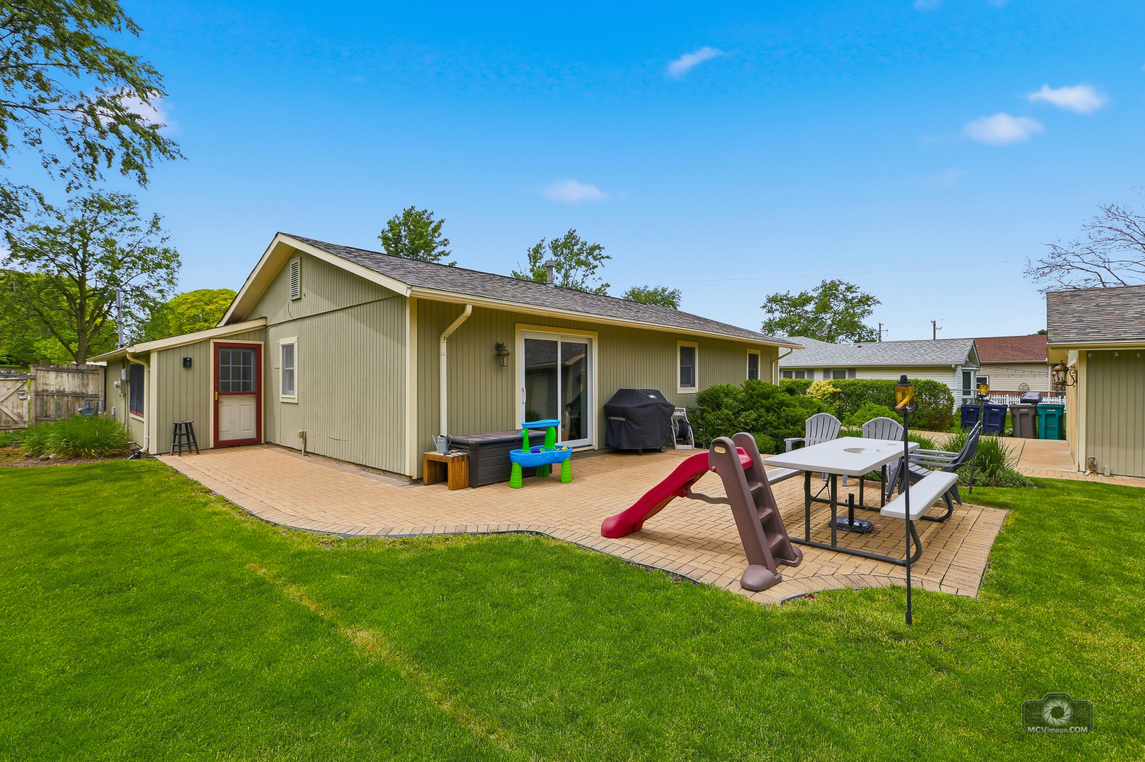 16141 Laurel Drive, Orland Park, IL 60462