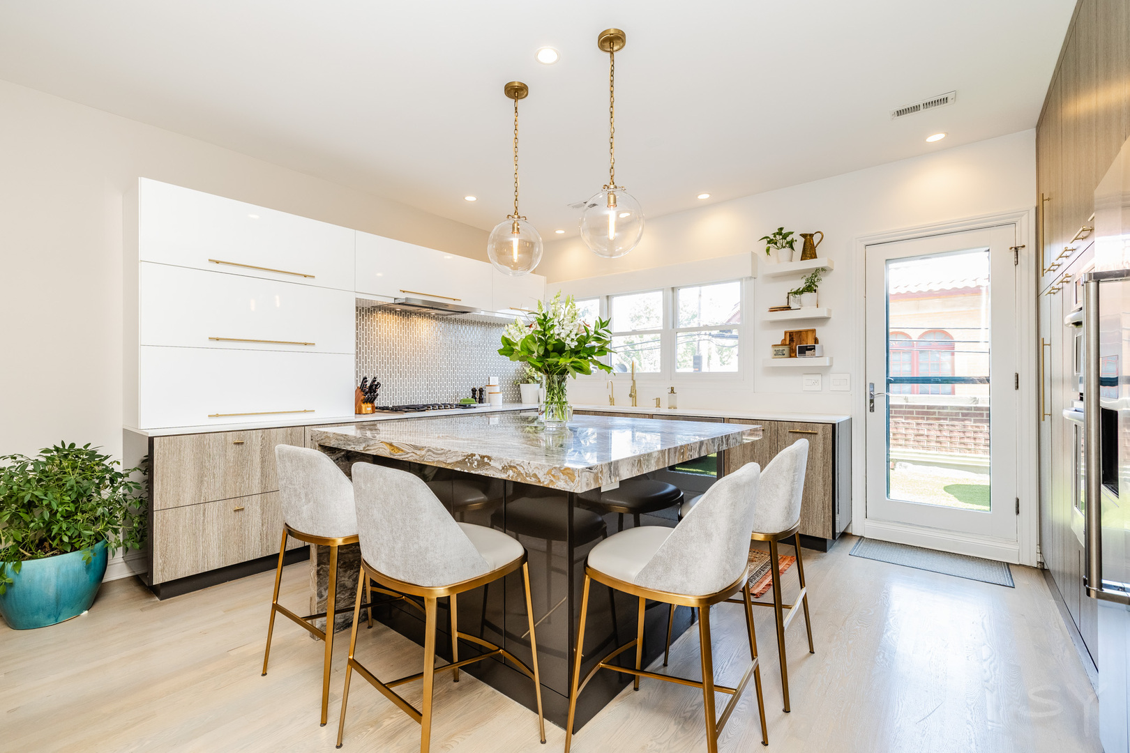 2455 W OHIO Street #13E, Chicago, IL 60612