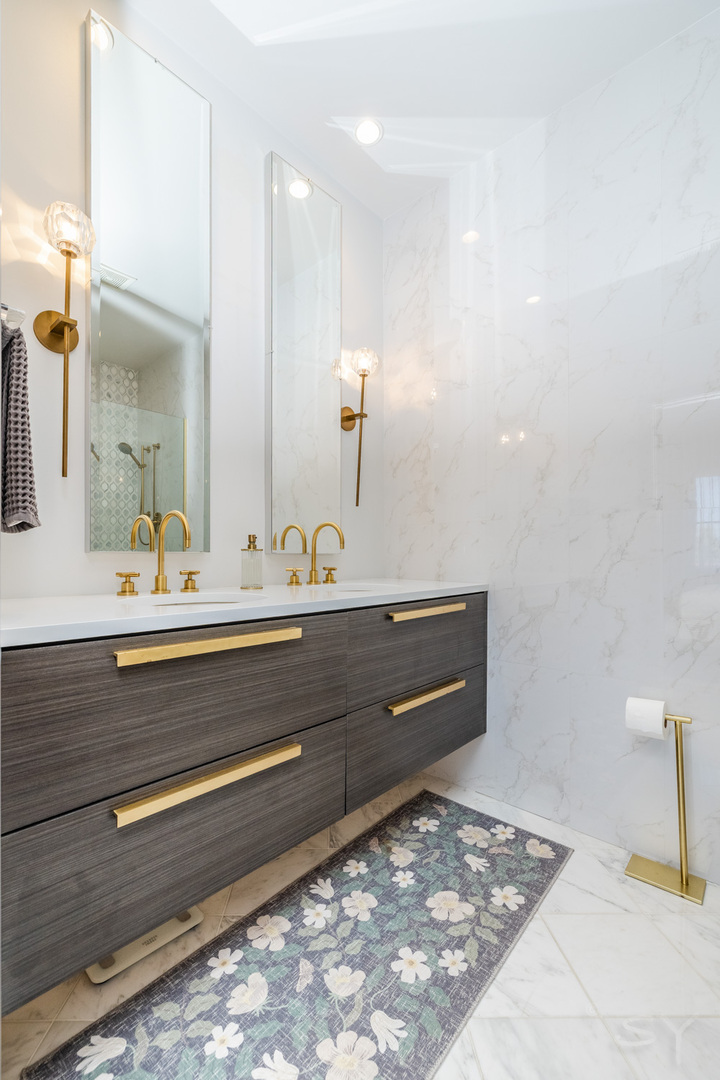 2455 W OHIO Street #13E, Chicago, IL 60612