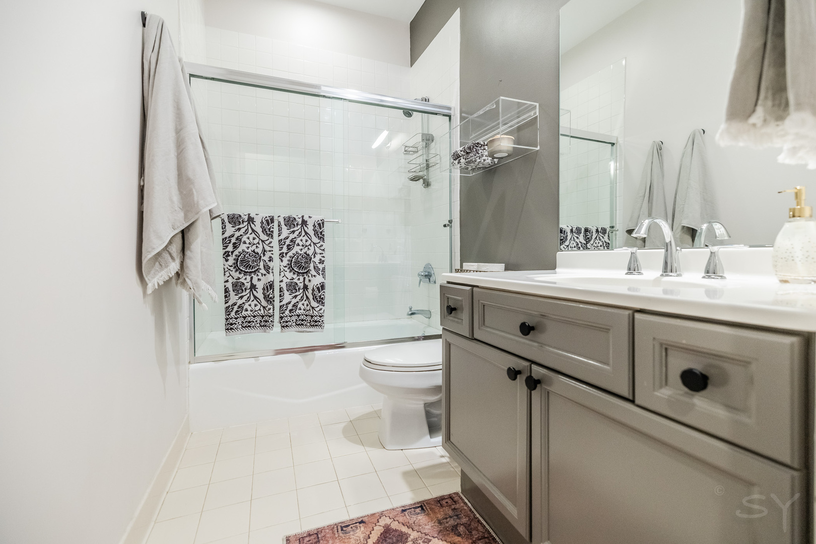 2455 W OHIO Street #13E, Chicago, IL 60612