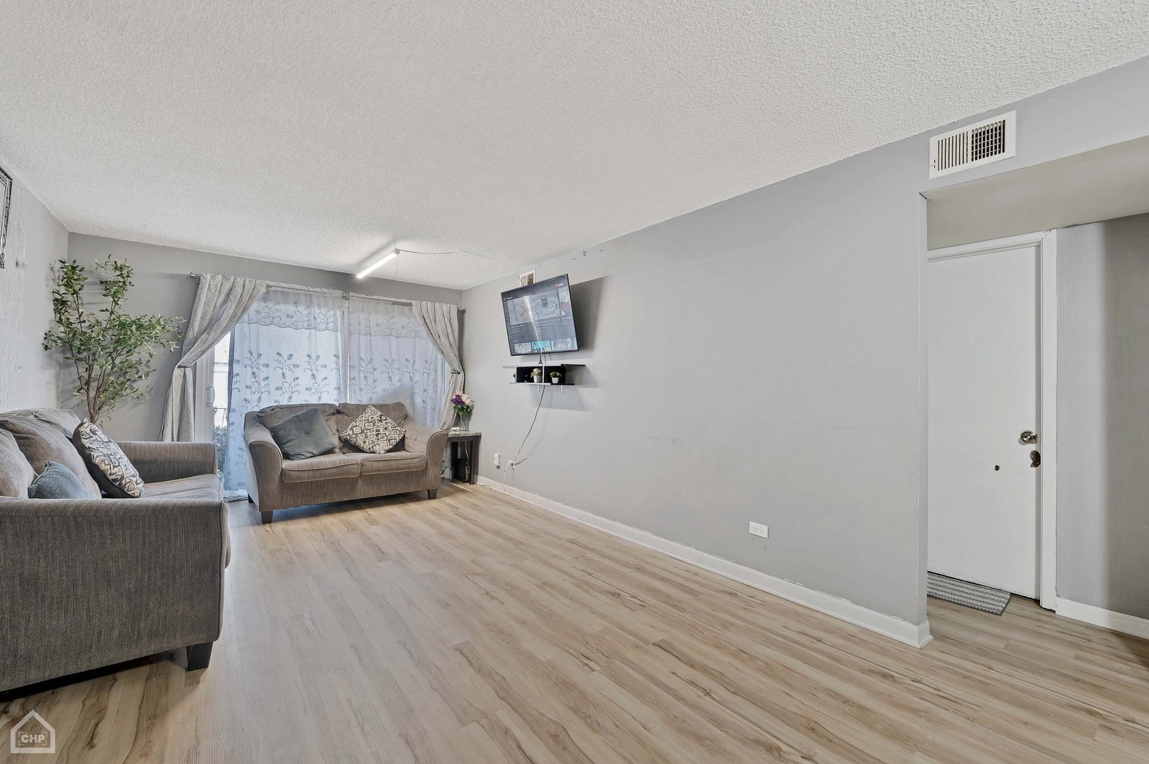 9708 Nottingham Avenue #1, Chicago Ridge, IL 60415
