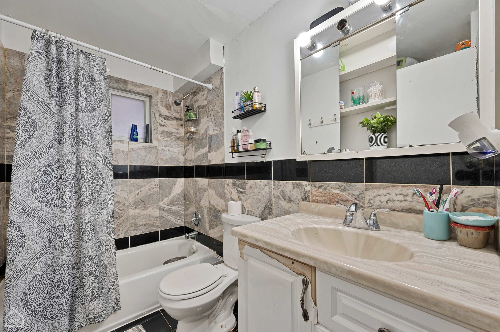 9708 Nottingham Avenue #1, Chicago Ridge, IL 60415