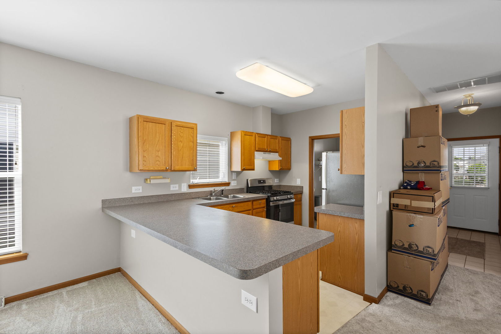 2905 Buckskin Lane, Grayslake, IL 60030