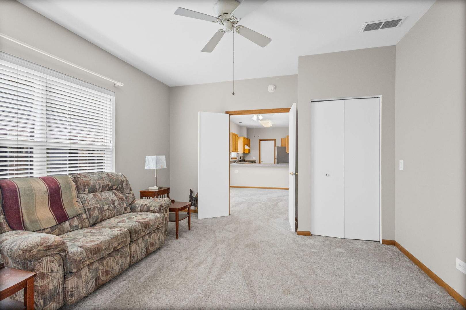 2905 Buckskin Lane, Grayslake, IL 60030