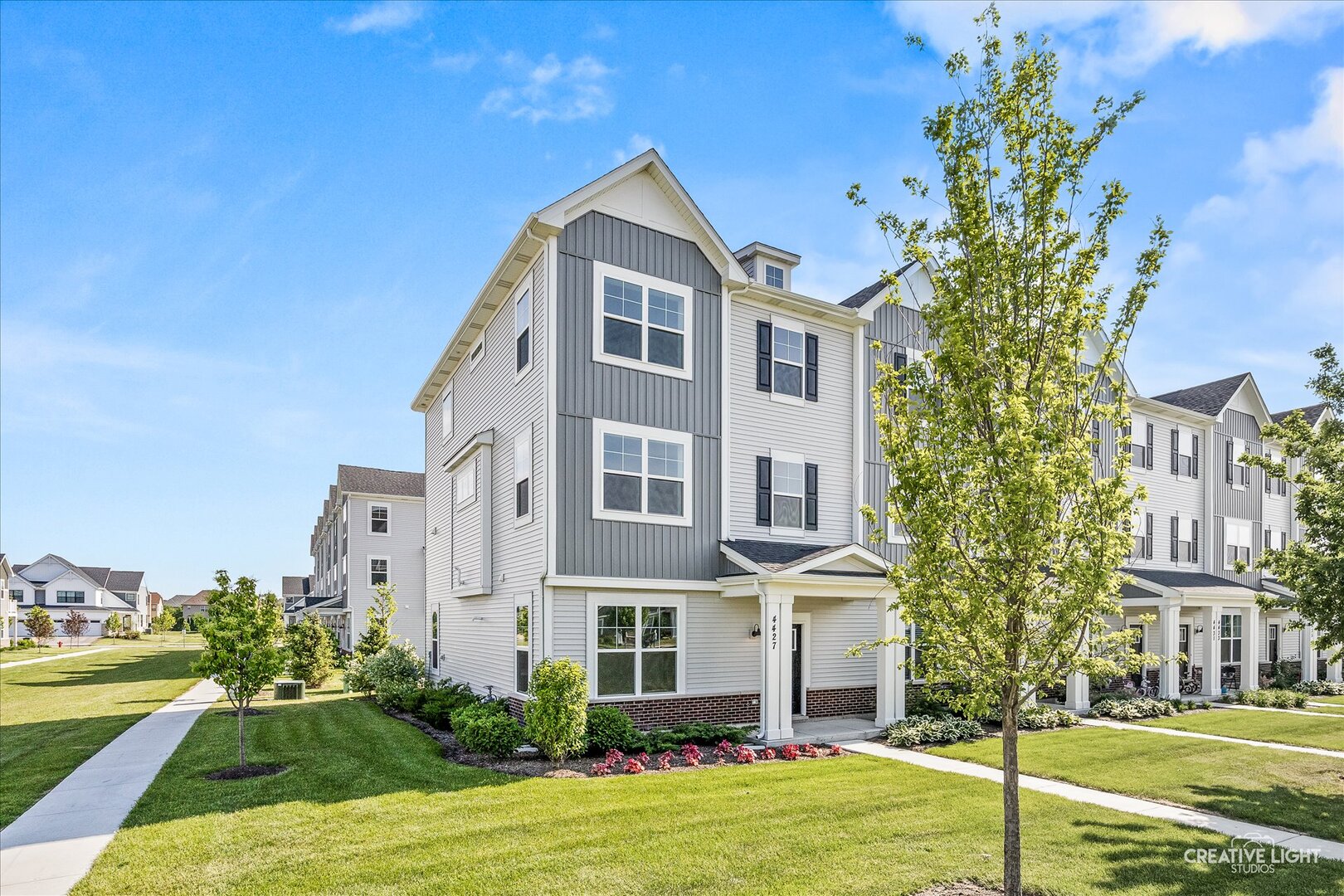 4427 Chelsea Manor Circle, Aurora, IL 60504