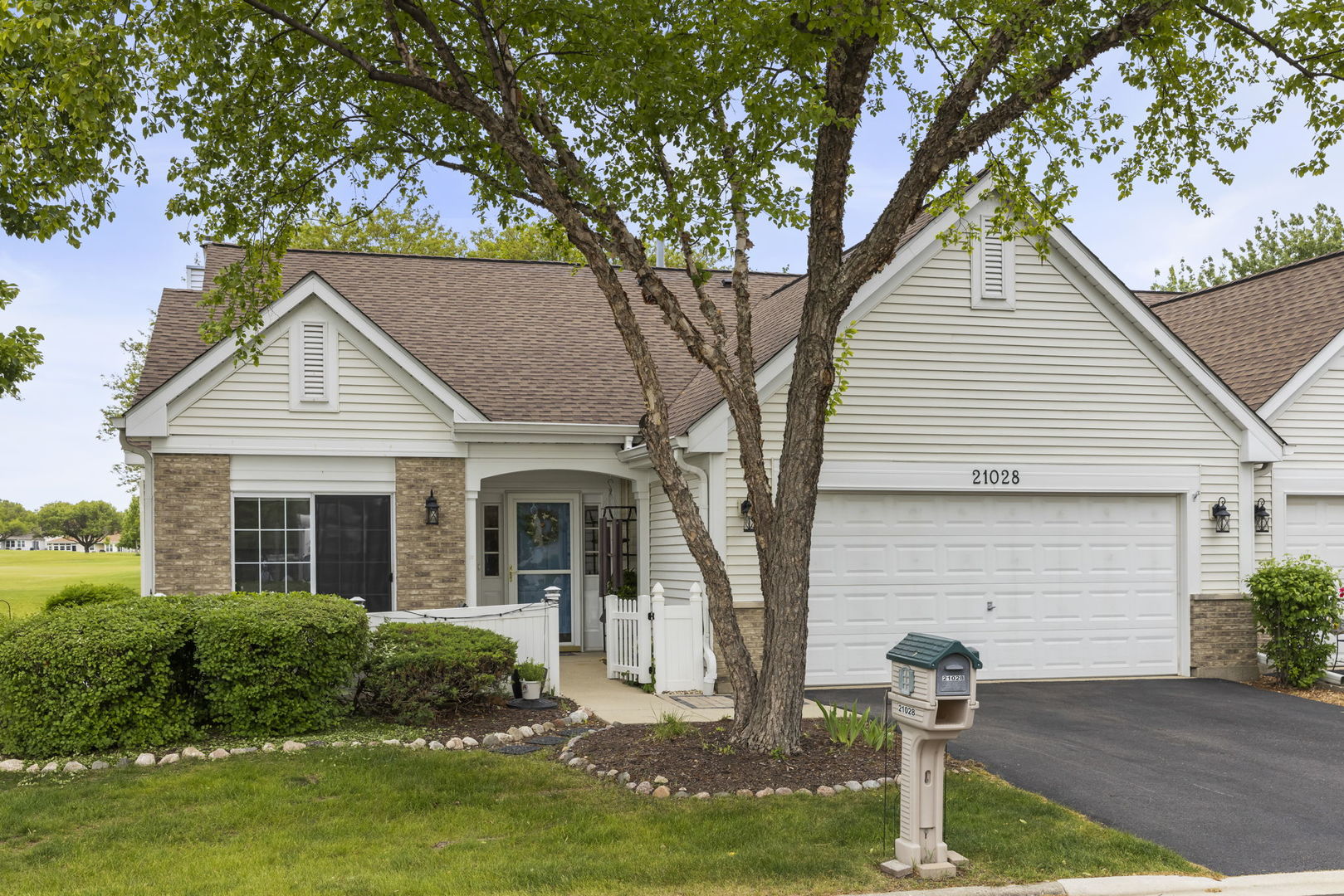 21028 W Snowberry Lane, Plainfield, IL 60544