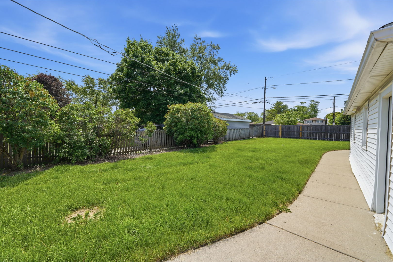 2834 Maple Street, Franklin Park, IL 60131