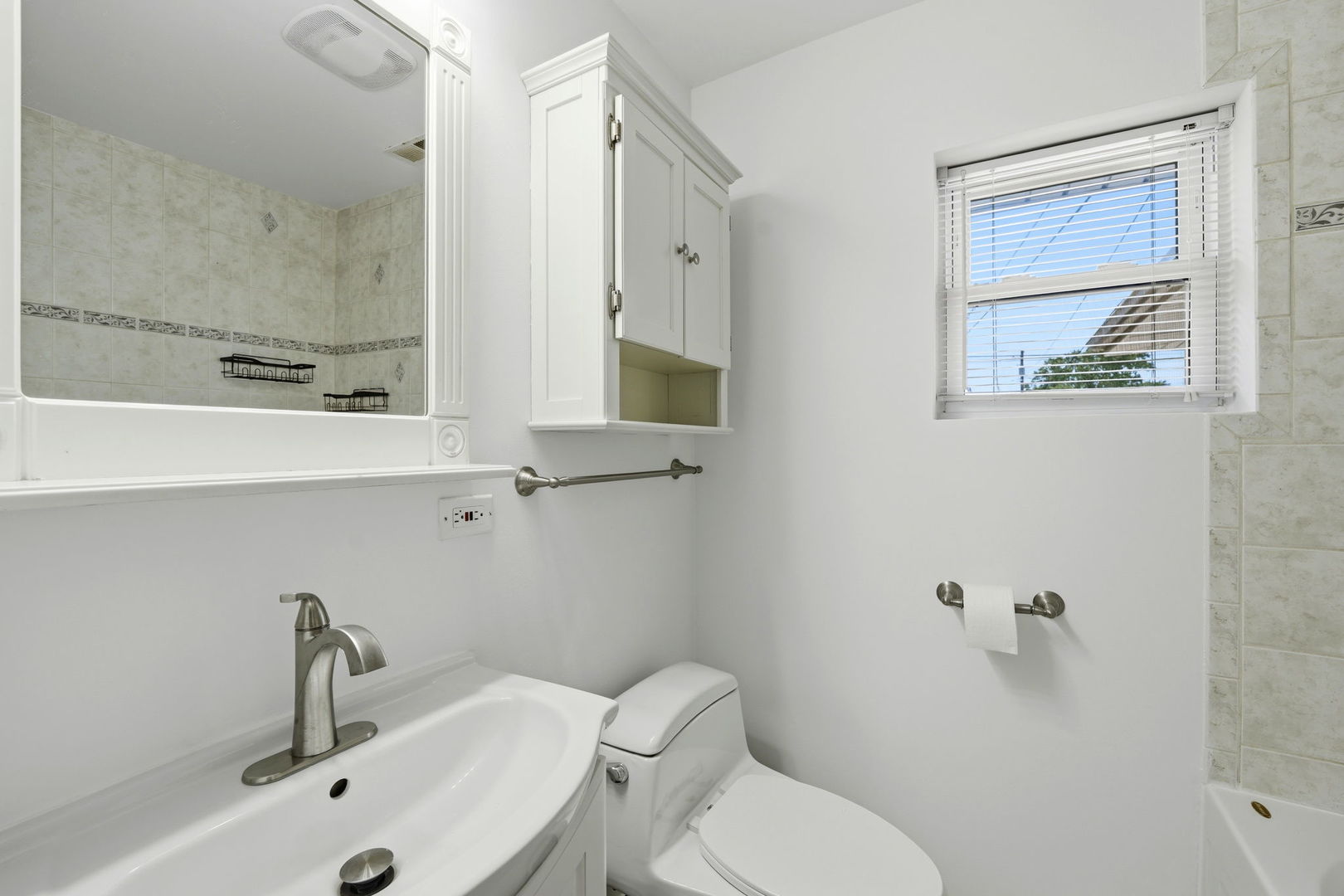 2834 Maple Street, Franklin Park, IL 60131