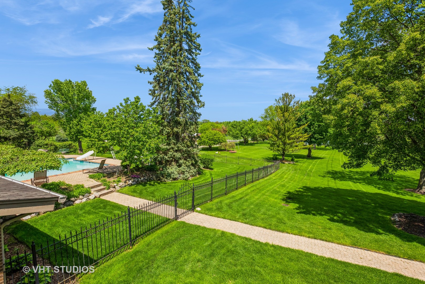 30W010 Smith Road, West Chicago, IL 60185