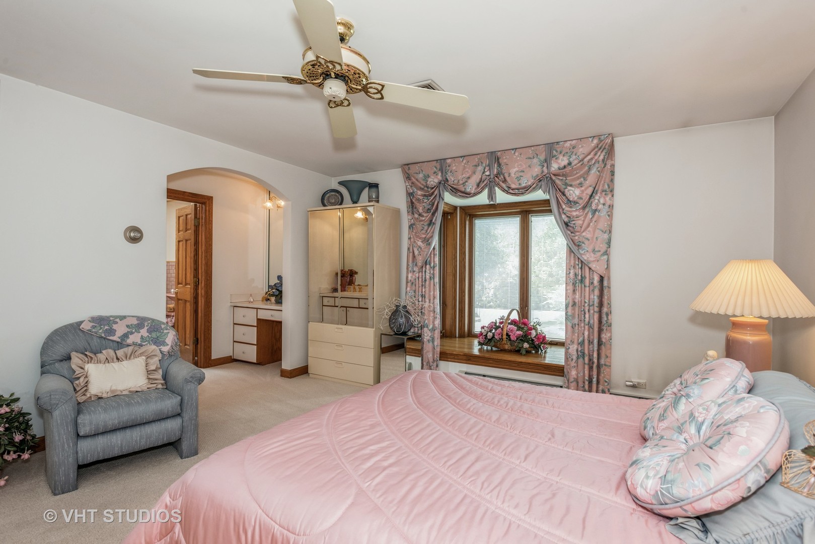 30W010 Smith Road, West Chicago, IL 60185