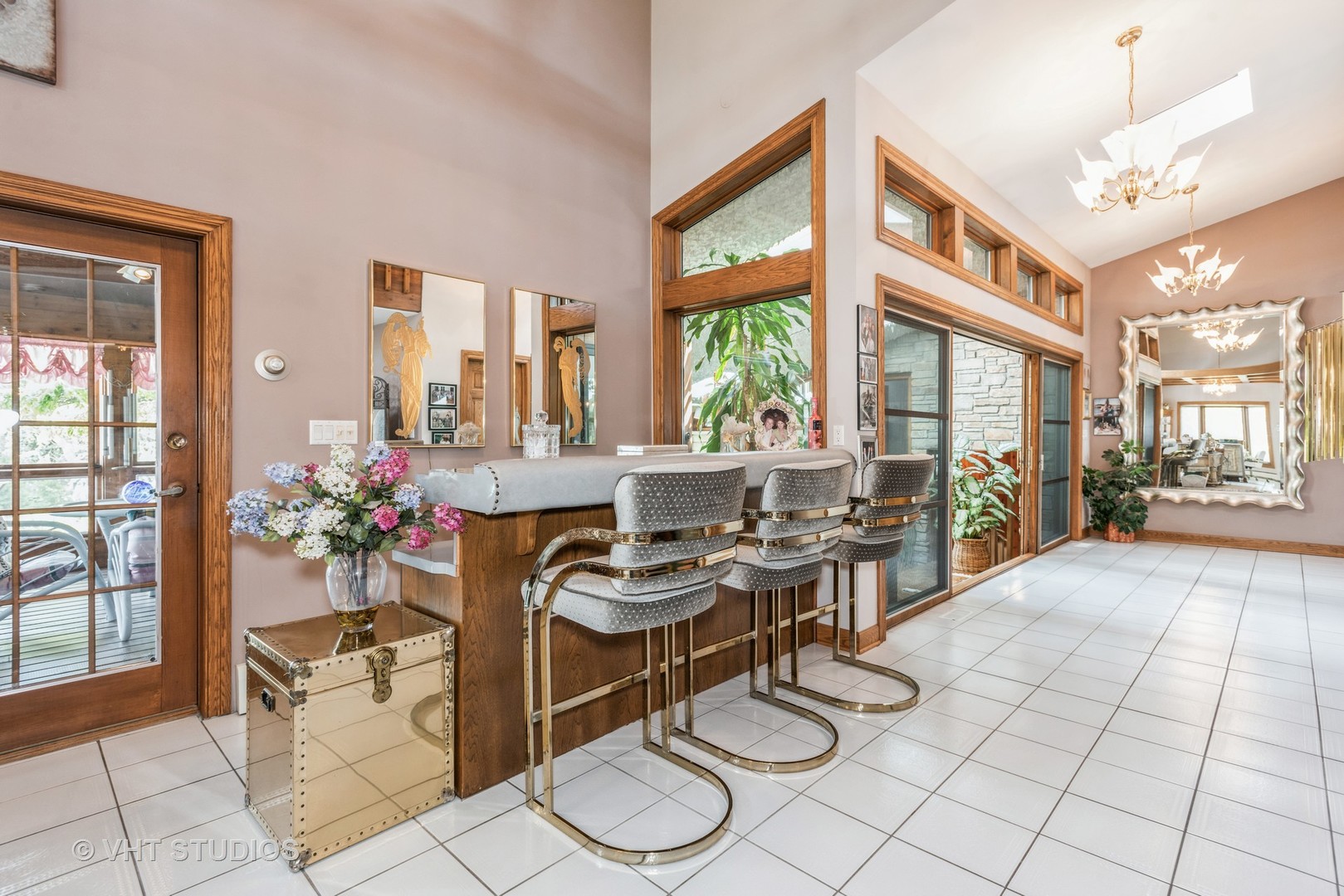 30W010 Smith Road, West Chicago, IL 60185