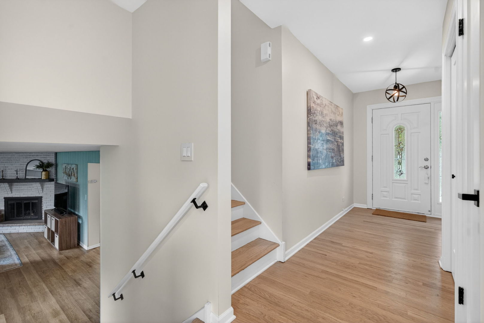 8632 Clifford Drive, Darien, IL 60561