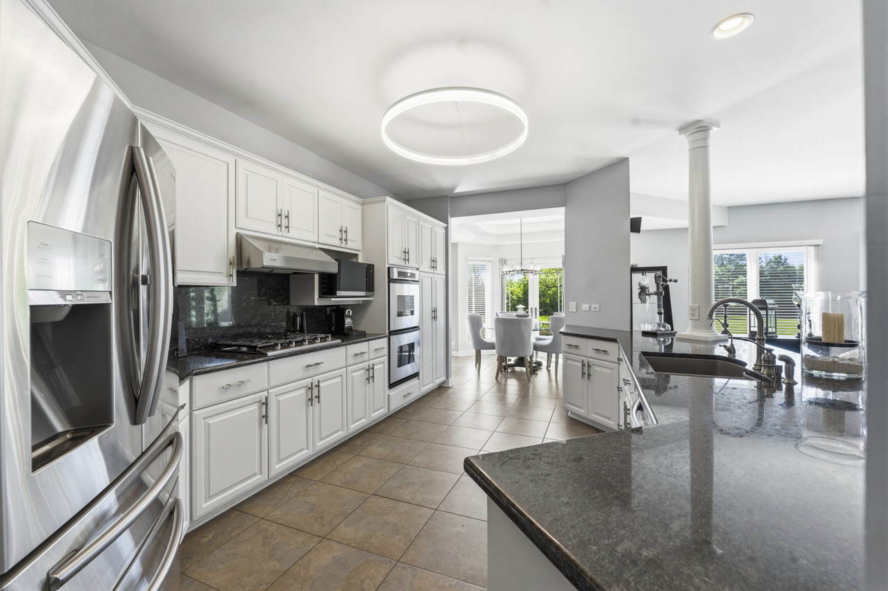 6N274 W Ridgewood Lane, St. Charles, IL 60175
