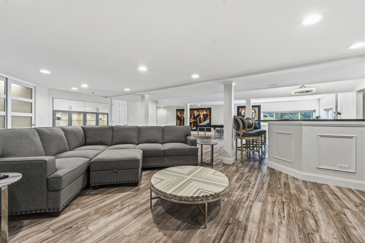 6N274 W Ridgewood Lane, St. Charles, IL 60175