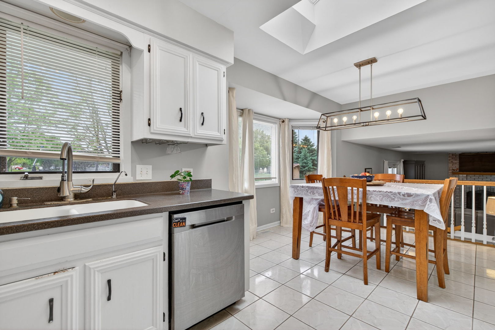 7701 Lakeview Terrace, Frankfort, IL 60423
