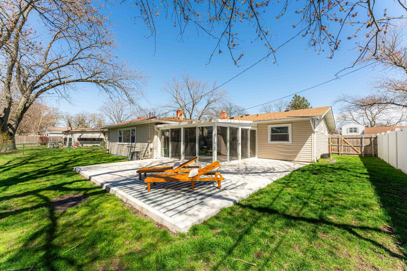 15050 Holiday Court, Orland Park, IL 60462